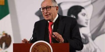 “El peor secretario de Salud en la historia”