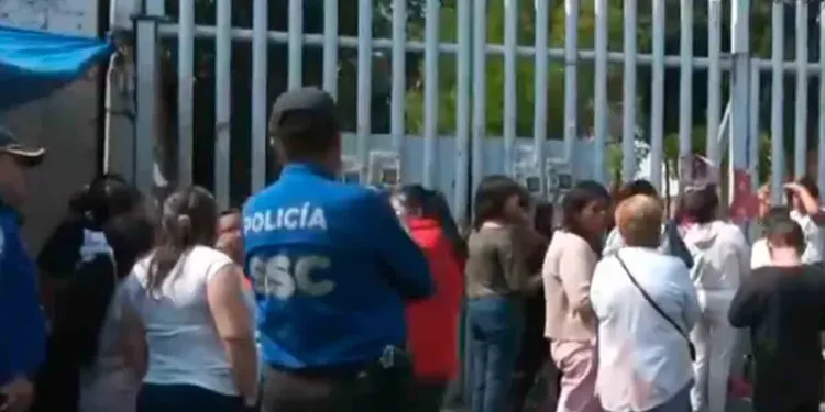 Fátima sedada y con oxígeno por ratos tras ser víctima de bullying