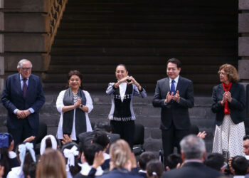 Sheinbaum encabeza inicio de la estrategia de salud ‘Vive Saludable, Vive Feliz’