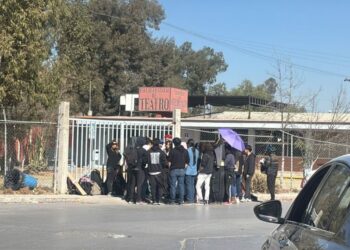La Escuela Estatal de Teatro es tomada por estudiantes