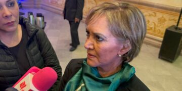 Olga Espitia juramenta como presidenta de AMPI en San Luis Potosí