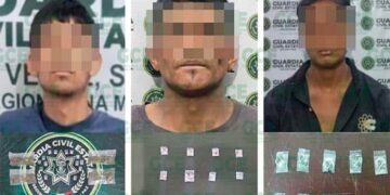 Detienen a tres presuntos narcotraficantes