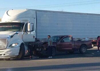 Accidente en la carretera a Zacatecas provocado por trailero