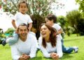De la madre o del padre: la ciencia revela de quién heredan los hijos la inteligencia