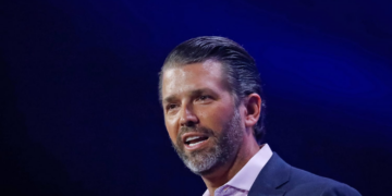 Hijo de Trump, Donald Jr., enfrenta acusaciones por cazar patos ilegalmente cerca de Venecia