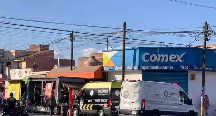Tragedia en la colonia María Cecilia: joven pierde la vida en un puesto de carnitas