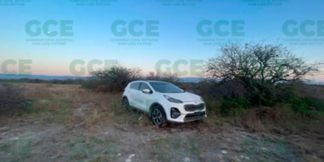Aseguran vehículo con “poncha llantas” en operativo de seguridad