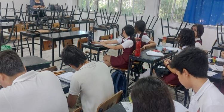 Suspenden clases presenciales en Culiacán, Sinaloa, tras fuertes operativos de seguridad
