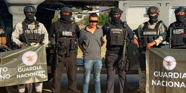 Detienen a Gerardo ‘N’, líder criminal de Apatzingán, presunto responsable del asesinato de dos agentes de la FGR