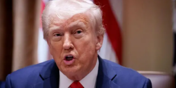Trump confirma que aranceles del 25% contra Canadá y México entrarán en vigor el 4 de marzo