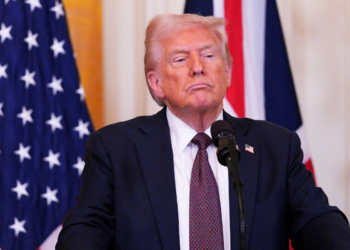 Diferencias clave entre la “tarjeta dorada” de Trump y la visa EB-5: costos, requisitos y beneficios