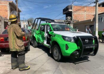 Choque aparatoso causado por policías de Soledad deja 5 heridos