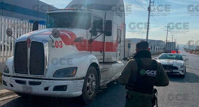 Rescatan a un trailero secuestrado en Guanajuato
