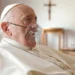 ¿El Papa Francisco deberá aprender a hablar otra vez por su oxigenoterapia?