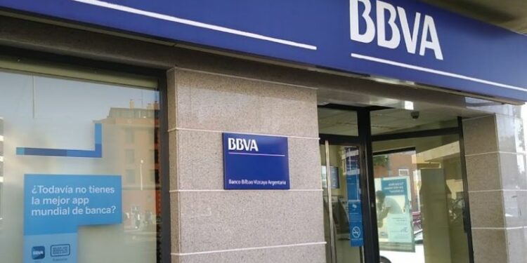 El 21 de marzo, BBVA llevará a cabo una cancelación masiva de cuentas