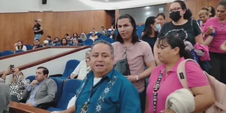 VIDEO | Tras reelección de Giovanna Argüelles gritan vendidos a diputados