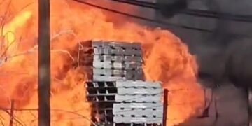 VIDEOS | Nuevamente se incendió tarimera en Soledad