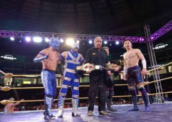 Alberto del Río consigue el triunfo en la Arena Potosí