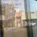 Víctima decide hacer pintas en la CEDH por la omisión en la atención de sus quejas