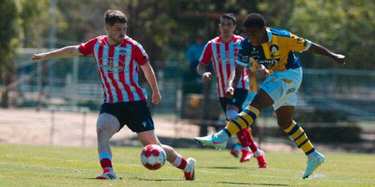 Duelo amistoso entre Atlético Sub 23 y Atlético Ottawa