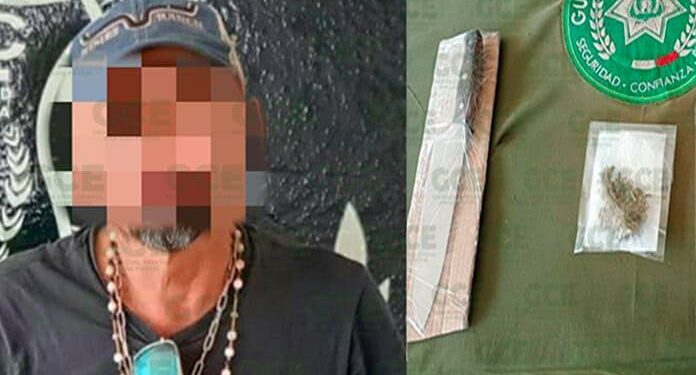 Capturan a individuo con cuchillo y marihuana