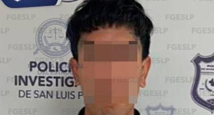 Detienen a individuo por su presunta participación en robos a tiendas OXXO