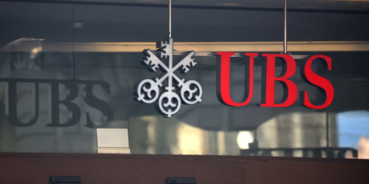 Economía mexicana crecerá 0% por culpa aranceles de Trump, prevé banco suizo UBS