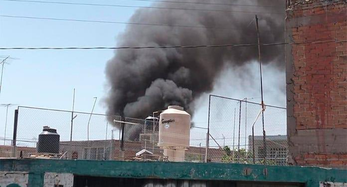 Incendio en vivienda de la colonia San Felipe causa fuertes daños sin víctimas