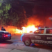 Dos hombres asesinados y quemados junto a un vehículo de lujo en Edomex 