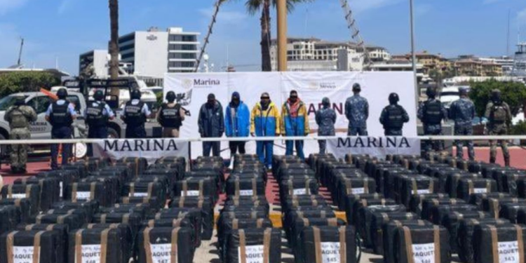 VIDEO | Aseguran 4.5 toneladas de droga durante patrullaje en Baja California Sur