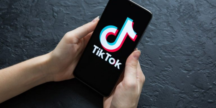 Cierran 39 cuentas de TikTok por reclutamiento de personas para la delincuencia organizada