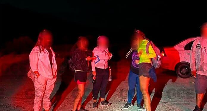 Localizan a menores extraviadas en el cerro