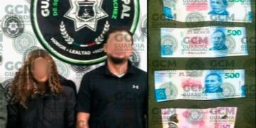 Pareja fue sorprendida intentando sobornar a oficiales en Soledad