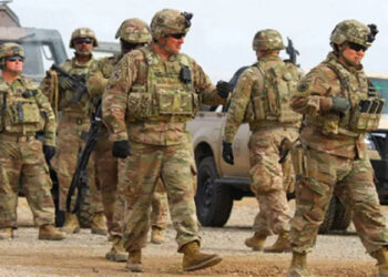 Bienvenidos, marines; welcome, GIs