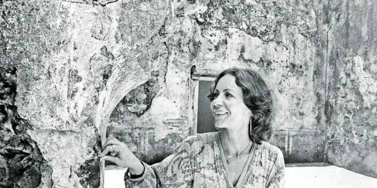 Publican por primera vez narrativa reunida en un volumen de Esther Seligson