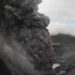 El volcán Poás expulsa ceniza que alcanza los 2.000 metros de altura en Costa Rica