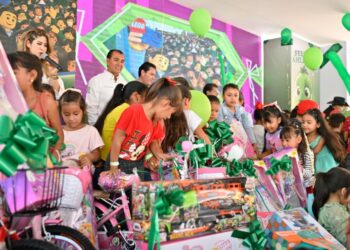 Gobernador lanza los festejos por el Día de la Niñez en diversas regiones del estado