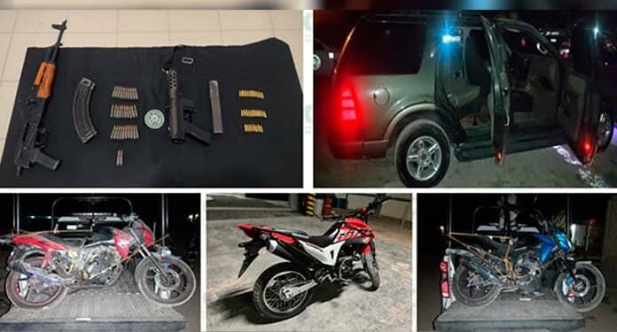 Fuerzas de seguridad aseguran vehículos y armas a grupo delincuencial