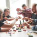 Generación Z reduce consumo de alcohol y cambia la industria