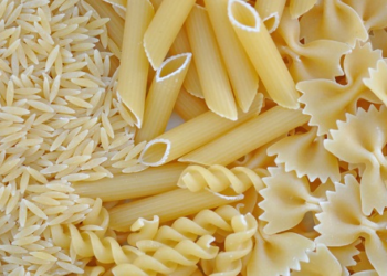 Comer arroz o pasta 24 horas después de cocinarlos podría ser peligroso, experto explica por qué