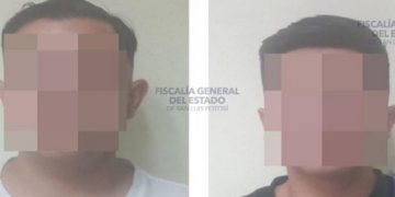 Detienen a dos por robo a cuentahabiente afuera de banco