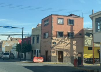 Asalto a mano armada en bar El Escalón