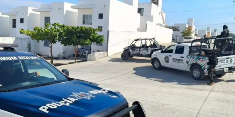 Fuerte operativo policiaco y militar en fraccionamiento de Ciudad Valles