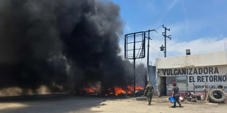 Atienden incendio en vulcanizadora de Villa Hidalgo