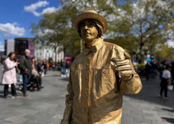 Londres restringe actos callejeros en Leicester Square por orden judicial