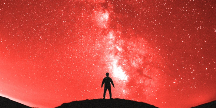 Qué sabemos realmente de la vida en otros planetas y qué significa el reciente hallazgo de indicios de su existencia