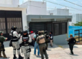 Fiscalía halla armas largas y granadas en casa de seguridad en Villa Brisa, Ciudad Valles