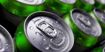 Latas de aluminio: del reciclaje a nuevos usos creativos