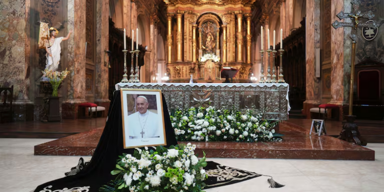 Presidenta Sheinbaum se ausentará del funeral del papa Francisco ¿Quién representará a México?