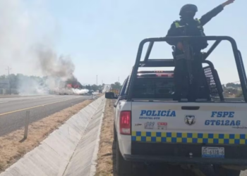 Sheinbaum aborda narcobloqueos en Michoacán tras jornada violenta en carreteras